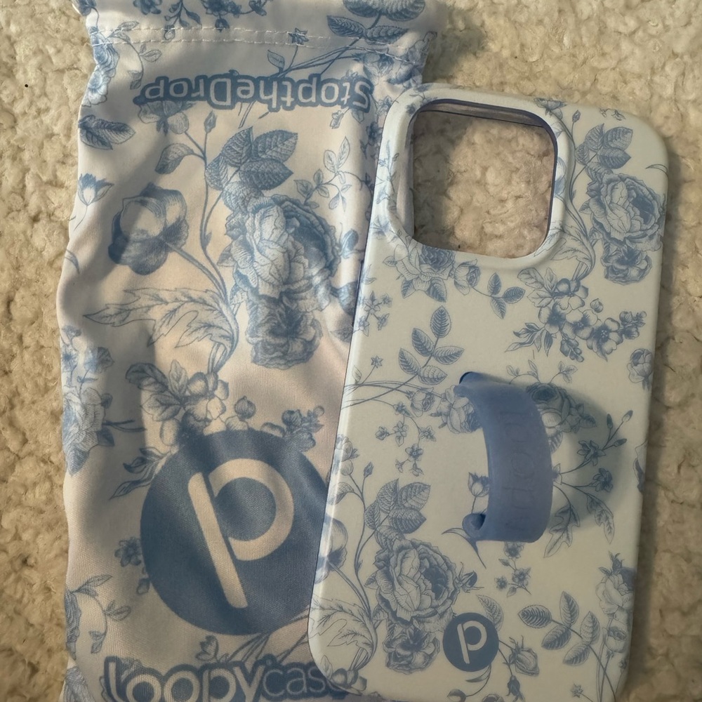 iPhone 15 pro loopy case